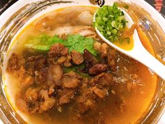 牛杂拼牛腩粿条-一肴·牛肉粿条(罗湖万象店)