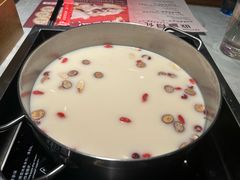 -尚尚仙·酸汤猪手·猪肚鸡火锅(华联万柳购物中心店)