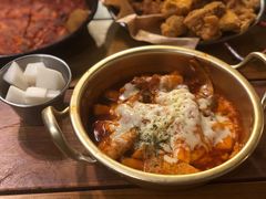 锅炒芝士年糕-富乐满韩国正宗炸鸡韩国料理(虹泉路店)