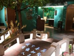 -佬麻雀·新湘菜(珠海金发购物中心店)