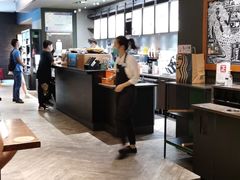 -星巴克臻选(南京金茂览秀城店)