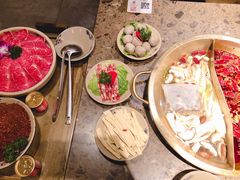-小龙坎火锅(湖滨银泰in77店)