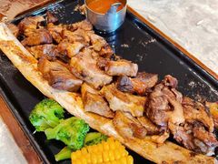 -必胜客(东大桥店)