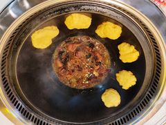 -哈尔滨烧烤·山河村铁锅炖(交大店)
