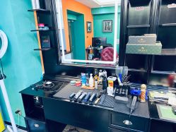 -鸿運 BARBER SHOP男士理发馆
