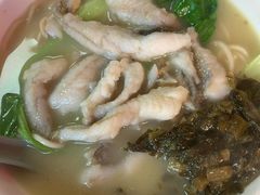 -明呈黄鱼面馆(斜土路店)