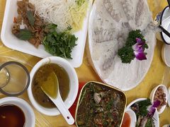 -官塘陈记鱼生·潮汕砂锅粥·牛肉火锅(潮枫路总店)