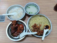 牛腩捞面-好好味面家(桃园店)