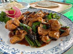 -巩本明鱼屋子