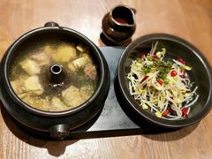 -云海肴·汽锅鸡·云南菜(天山百盛优客店)