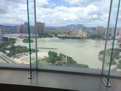 -荣誉国际酒店-云顶旋转餐厅