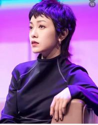 -苑苑发型设计