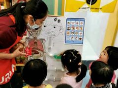 -戊辰亲子游泳俱乐部