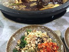 -谭记石锅鱼府(三道堰店)