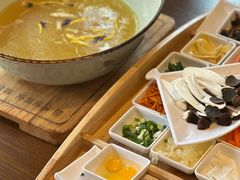 -芸南道·过桥米线(昆明老街旗舰店)