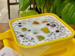 原只椰子炖奶-爱乐信甜品(石湾店)
