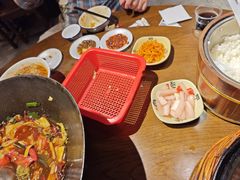 -富正毅三下锅·湘西韵味(天门山索道店)