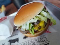 -FATBURGER 特富客汉堡(外交公寓店)