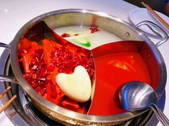 -周师兄大刀腰片火锅(磁器口直营店)