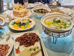 -皇城根·鲁菜济南菜·吊炉烤鸭·炒鸡鱼头(济南旗舰店)