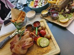-ins森林童话餐厅coffee&bistro