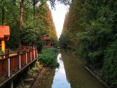 -上海怡沁园度假酒店