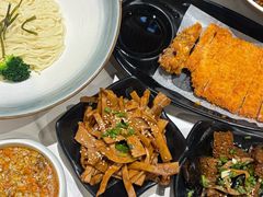 -馋三尺蟹粉小笼(人民广场店)