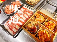 -马路牙子烧烤音乐酒馆(望京店)