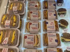 -红星前进面包牛奶公司(君太店)