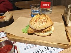 -必胜客(龙泉万达店)