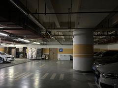 -上海世茂广场-停车场