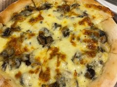 黑松露披萨-若蘭慈·无国界素食料理(欢乐海岸店)