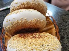 烧饼-清真喜兰老丁羊汤特色小吃