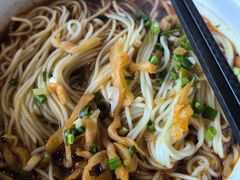 -碗里捞川渝特色面(沙河玖耀里店)