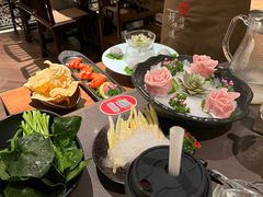 -捞王锅物料理(上海世茂广场店)