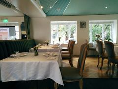 靠窗位-蝶舍·MAISON PAPILLON