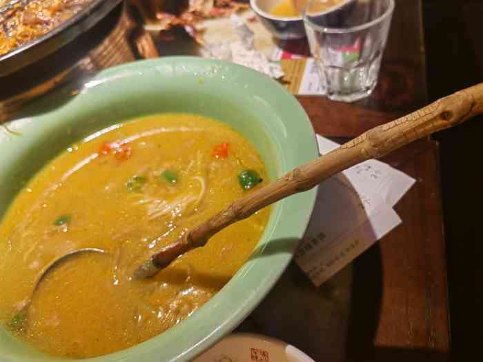 绿茶餐厅(喜隆多店)-"感觉去哪家绿茶餐厅都要排队,喜隆多这家也.