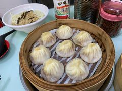 蟹黄汤包-食惠里小笼包面馆(越秀店)