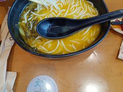 -三千粉牛肉米粉(来客茂店)