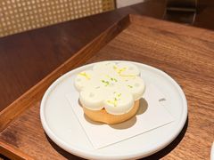 柚子柠檬塔-Ten Olives甜点