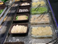-牛里牛气· 榴莲海鲜鲜牛肉自助火锅·烤肉(横岗店)