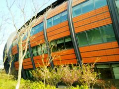 -上海滴水湖皇冠假日酒店