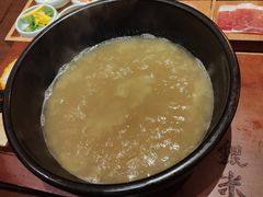 -银米·云南传统过桥米线(双廊黑金冠店)