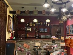 -小草屋轰趴馆别墅派对新场团建家庭聚会