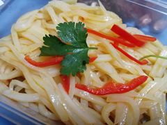 凉拌土豆丝-老班长手工灌汤包老店(东山店)