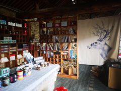 -百里峡七彩艺术小镇