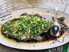 葱油鳊鱼-临江宴餐厅·桐庐菜(富春江店)