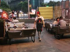 -何师烧烤·香辣蟹·川菜·30年老品牌(太古里旗舰店)
