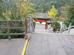 -楠柏弯休闲山庄(梨花溪店)