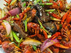-乡土黄·鲜牛肉火锅·小龙虾(兴业街店)